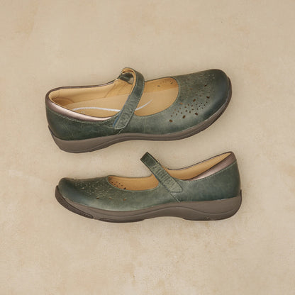 Stacy Lake Waxy Burnished
