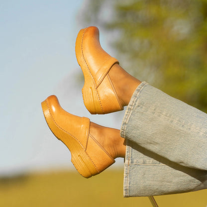 Wide Pro Honey Distressed