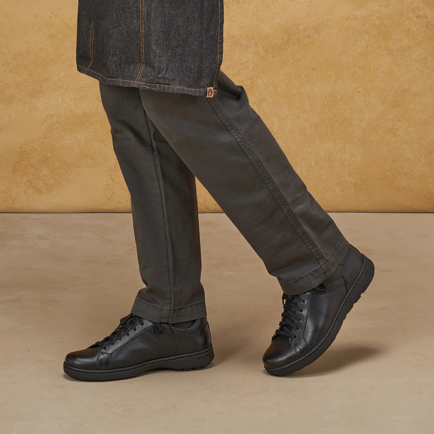 Timothy Black Waterproof