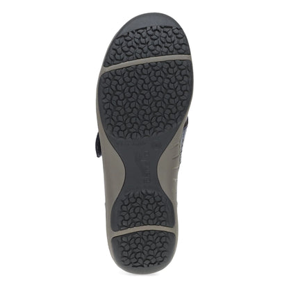 Sallie Navy