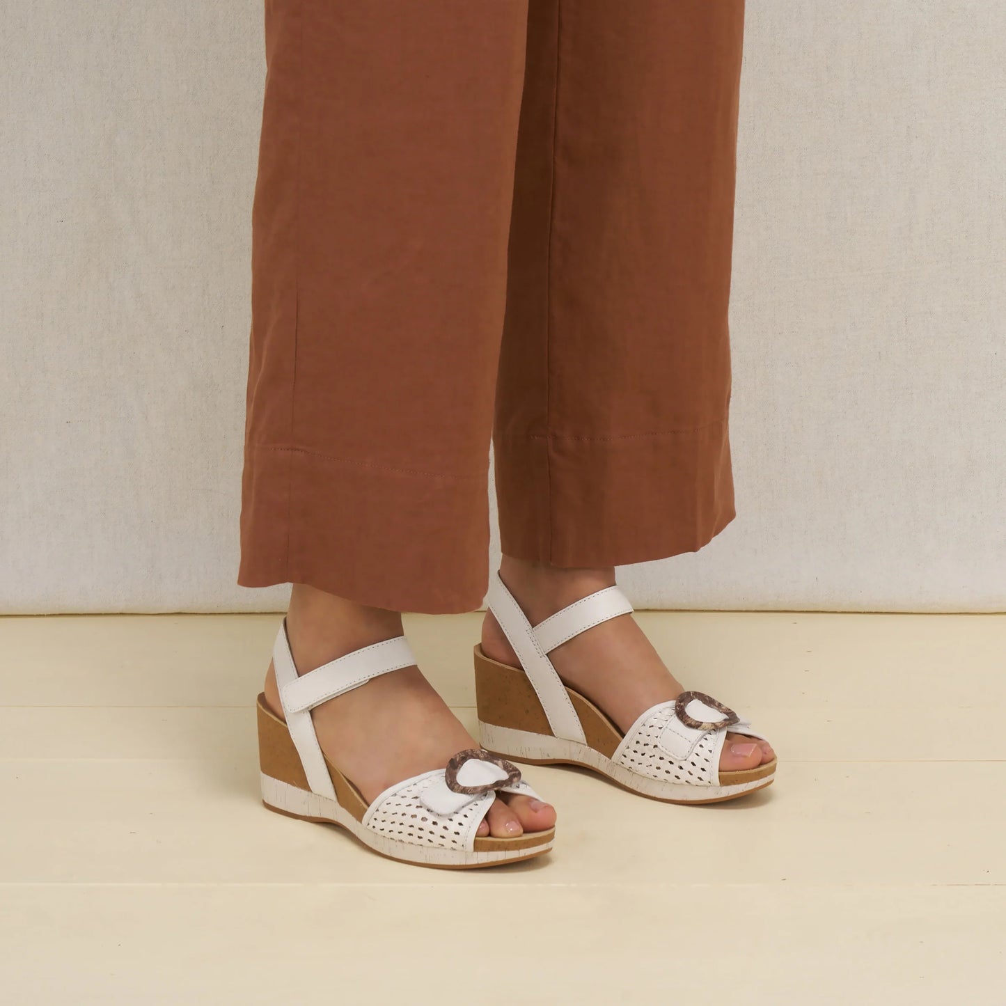 Stella White Woven