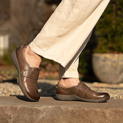 Sallie Stone Waxy Burnished
