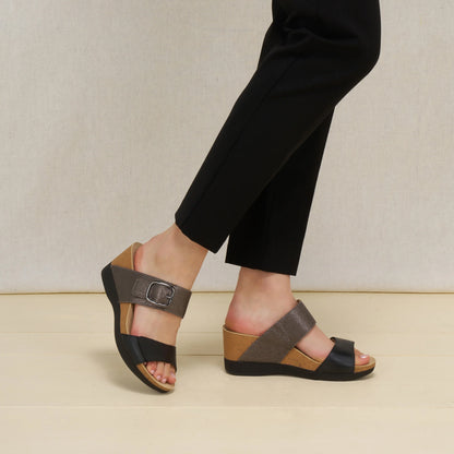 Shannon Pewter/Taupe Leather