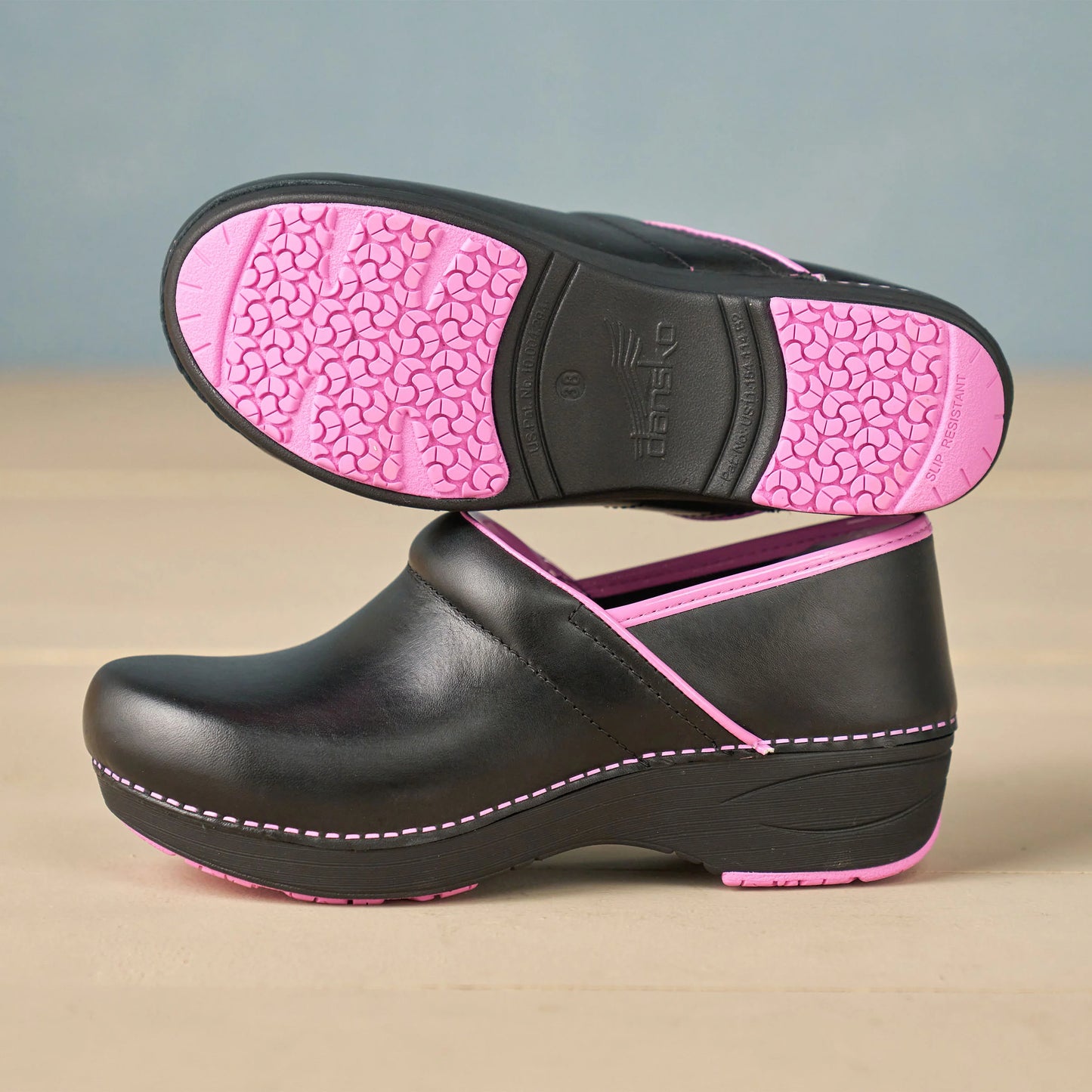 XP 2.0 Black/Pink Leather
